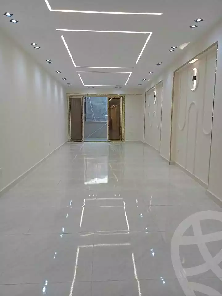 https://aqarmap.com.eg/ar/listing/7254967-for-sale-alexandria-sydy-bshr-sydy-bshr-bhry