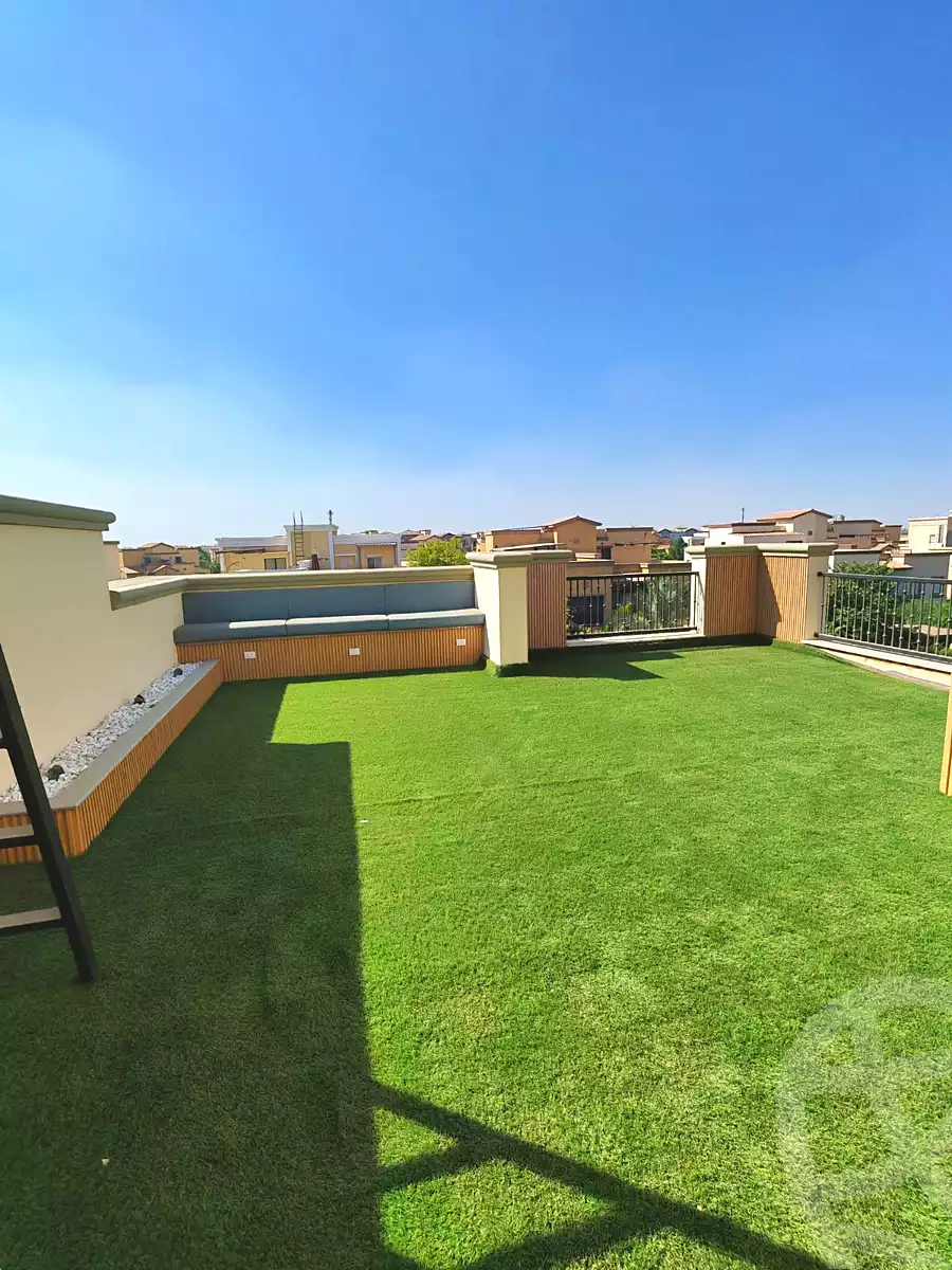 4 BR Twinhouse in Mivida, photo 6 of 7