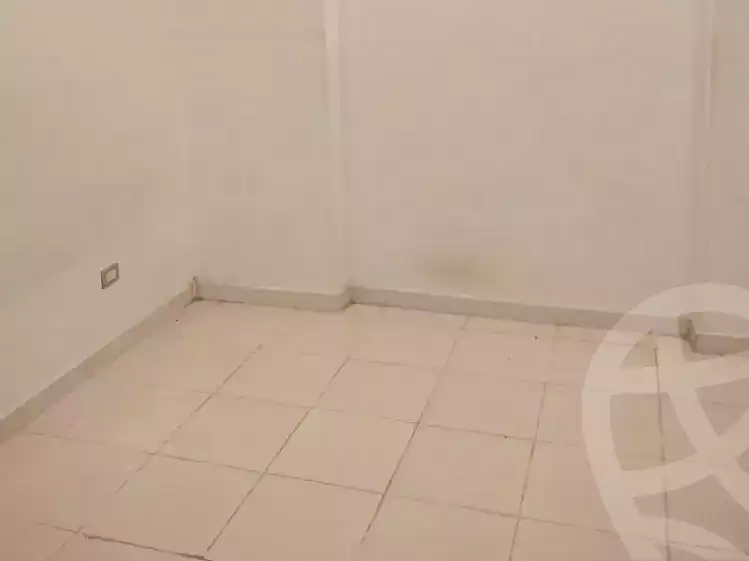 https://aqarmap.com.eg/ar/listing/7255642-for-rent-alexandria-al-agamy-shataa-el-nakheel