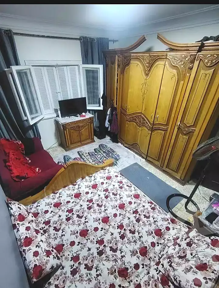 https://aqarmap.com.eg/en/listing/7255759-for-sale-alexandria-al-agamy-lbytsh-mecca-st