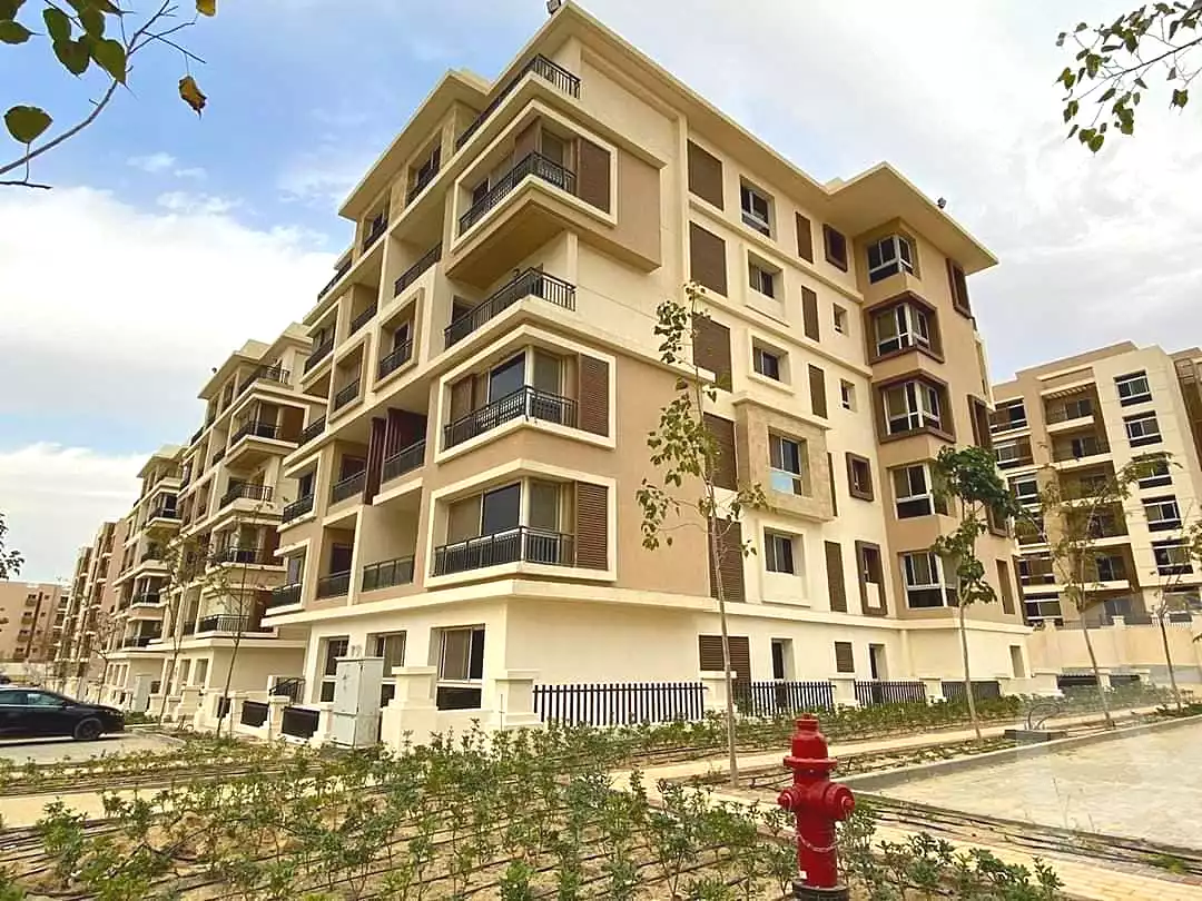 https://aqarmap.com.eg/ar/listing/7255889-for-sale-cairo-new-cairo-compounds-tag-city-shalya-taj-city