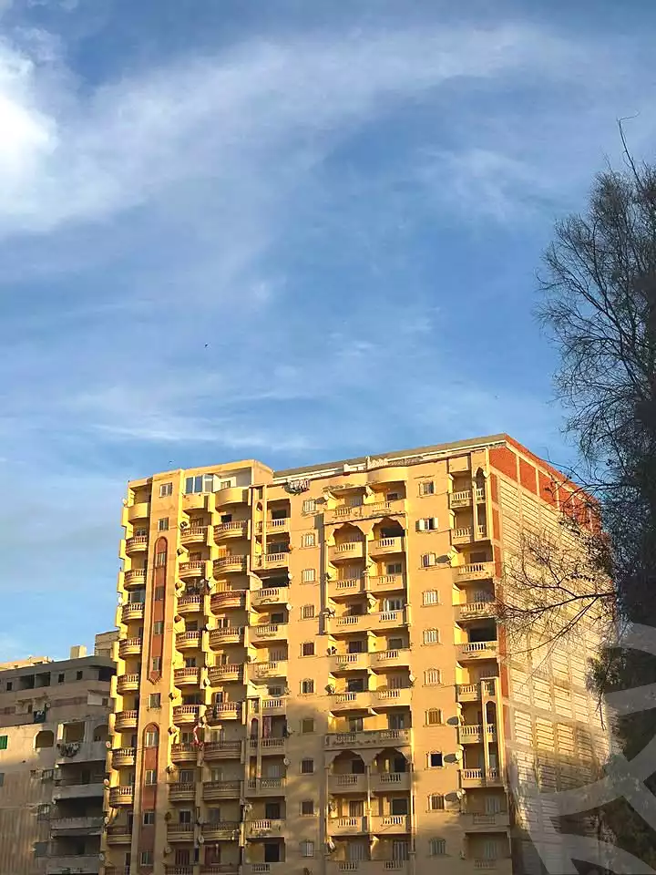 https://aqarmap.com.eg/en/listing/7256123-for-sale-alexandria-al-agamy-el-hanouvel