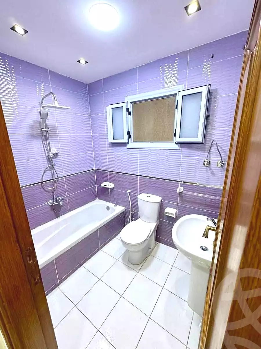 https://aqarmap.com.eg/ar/listing/7256337-for-sale-alexandria-sydy-bshr-sydy-bshr-bhry-shr-mhmwd-l-yswy