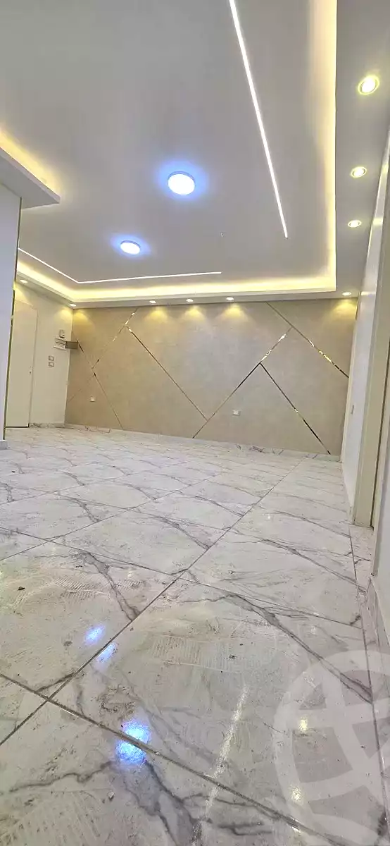 https://aqarmap.com.eg/ar/listing/7256357-for-sale-cairo-helwan-mohamed-sayed-ahmed-st