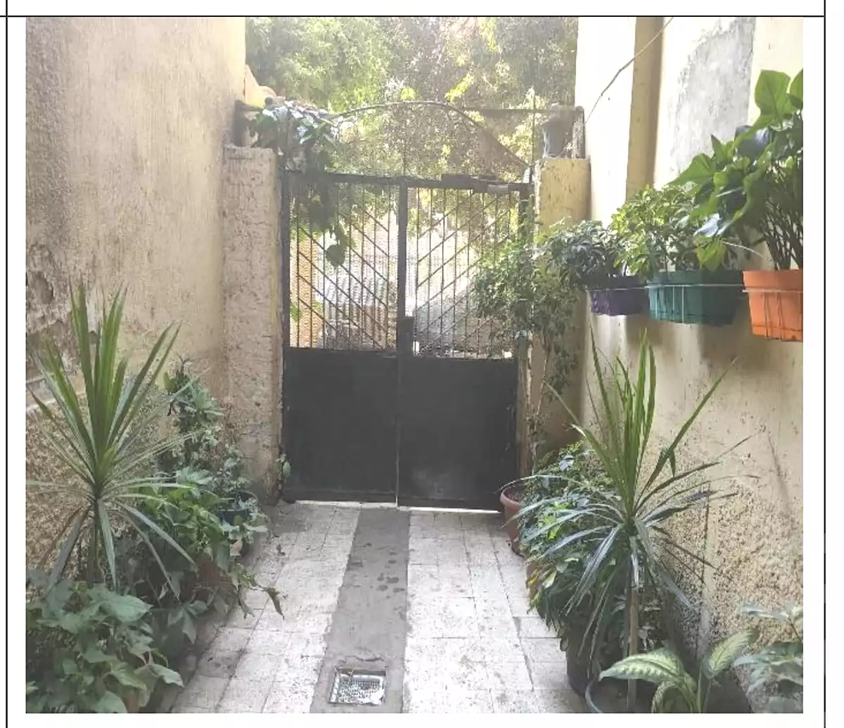 https://aqarmap.com.eg/ar/listing/7256379-for-sale-cairo-downtown-el-qasr-el-ayni