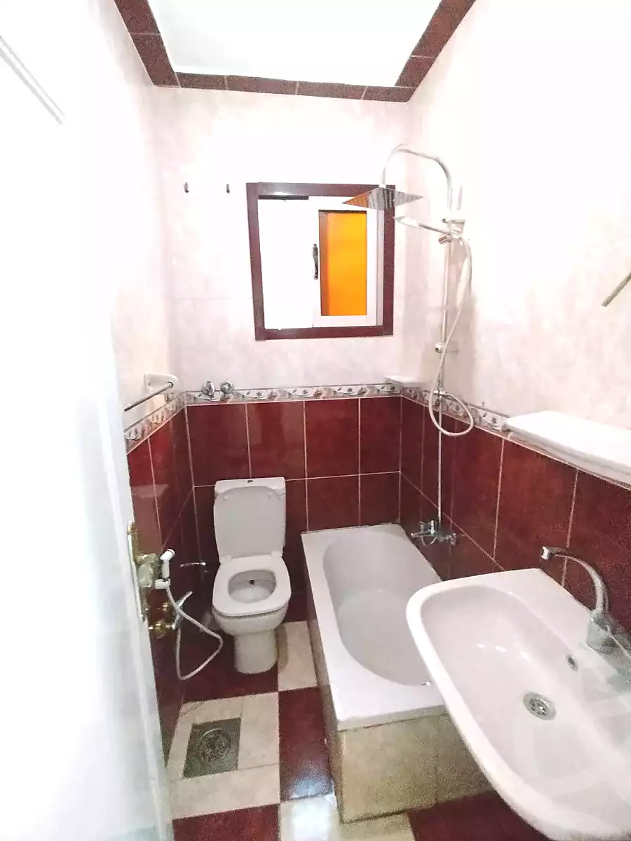 https://aqarmap.com.eg/en/listing/7256753-for-sale-alexandria-lsywf-el-falki