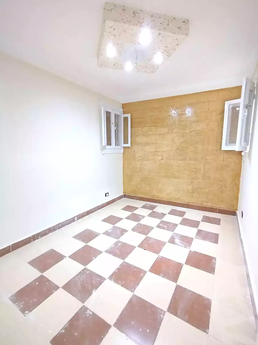 https://aqarmap.com.eg/ar/listing/7256823-for-sale-alexandria-lsywf-el-falki