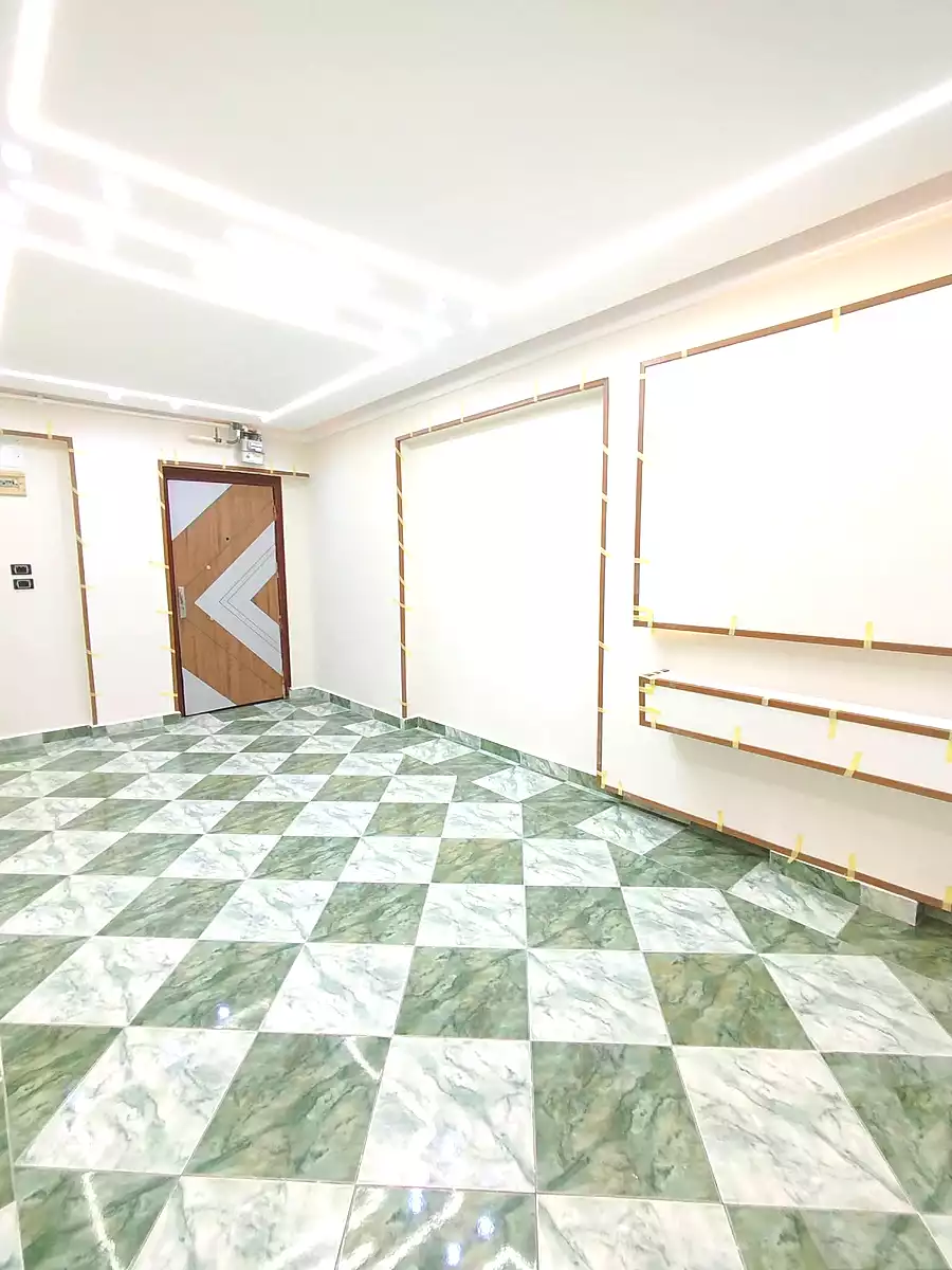 https://aqarmap.com.eg/ar/listing/7256879-for-sale-alexandria-lsywf-el-falki