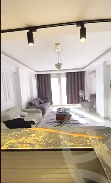 https://aqarmap.com.eg/ar/listing/7256998-for-sale-cairo-helwan-hadayek-helwan-nile-corniche-st