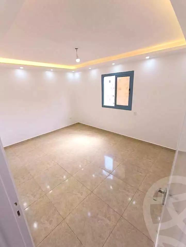 https://aqarmap.com.eg/ar/listing/7257019-for-sale-alexandria-el-asafra-l-sfr-bhry