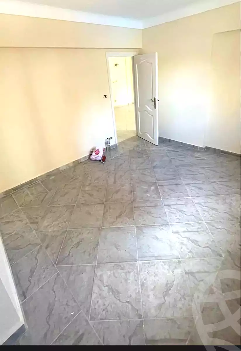 https://aqarmap.com.eg/ar/listing/7257223-for-rent-alexandria-sydy-bshr