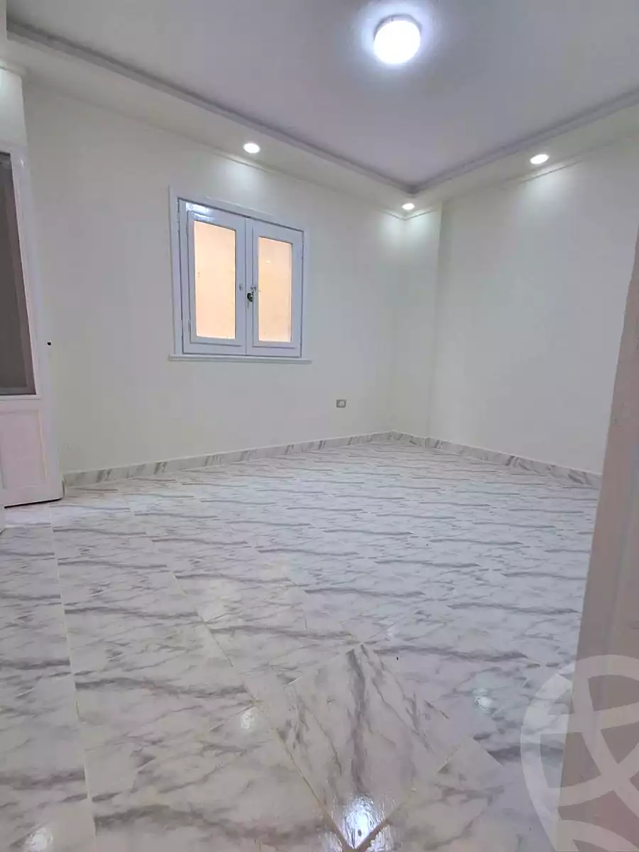 https://aqarmap.com.eg/en/listing/7257470-for-sale-alexandria-al-agamy-shataa-el-nakheel