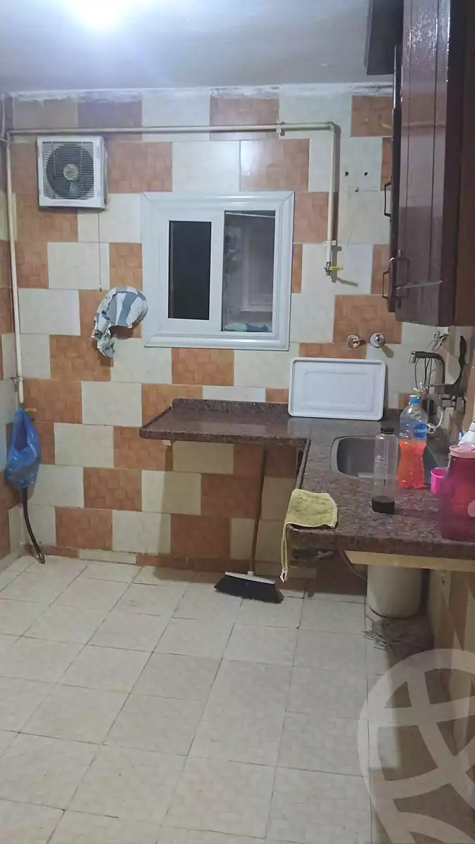 https://aqarmap.com.eg/ar/listing/7257476-for-rent-alexandria-al-agamy-el-hanouvel-al-haded-we-al-soulb-st