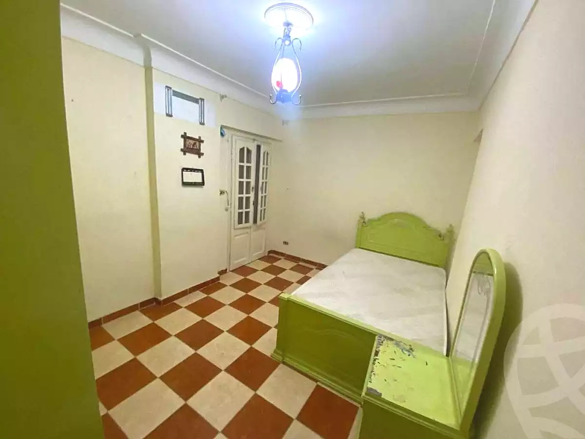 https://aqarmap.com.eg/ar/listing/7257537-for-sale-alexandria-el-asafra-shr-45