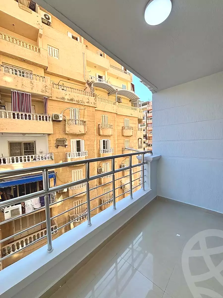 https://aqarmap.com.eg/en/listing/7257566-for-sale-alexandria-sydy-bshr-sydy-bshr-bhry-shr-mhmwd-l-yswy