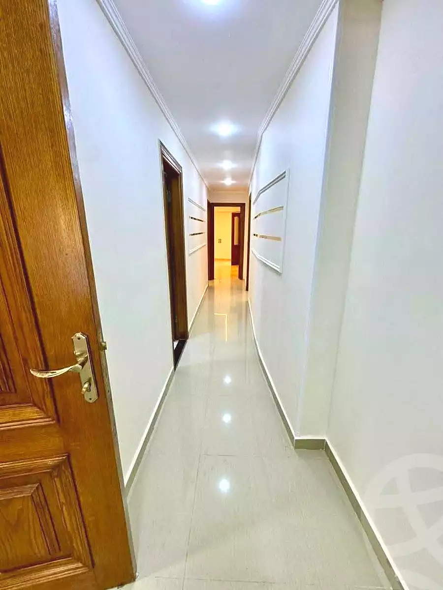 https://aqarmap.com.eg/en/listing/7257603-for-sale-alexandria-sydy-bshr-sydy-bshr-bhry-shr-mhmwd-l-yswy