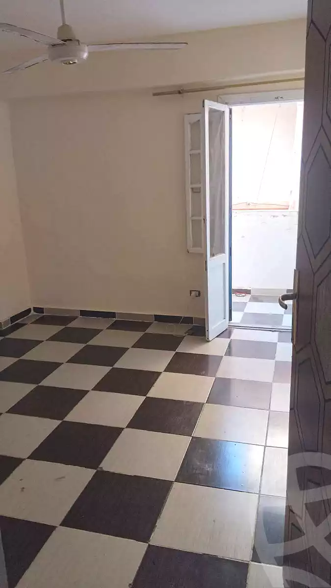 https://aqarmap.com.eg/ar/listing/7257738-for-rent-alexandria-al-agamy-el-hanouvel-al-haded-we-al-soulb-st