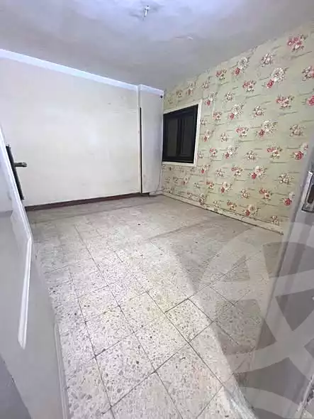 https://aqarmap.com.eg/ar/listing/7257824-for-sale-cairo-helwan-mahmoud-khater-st