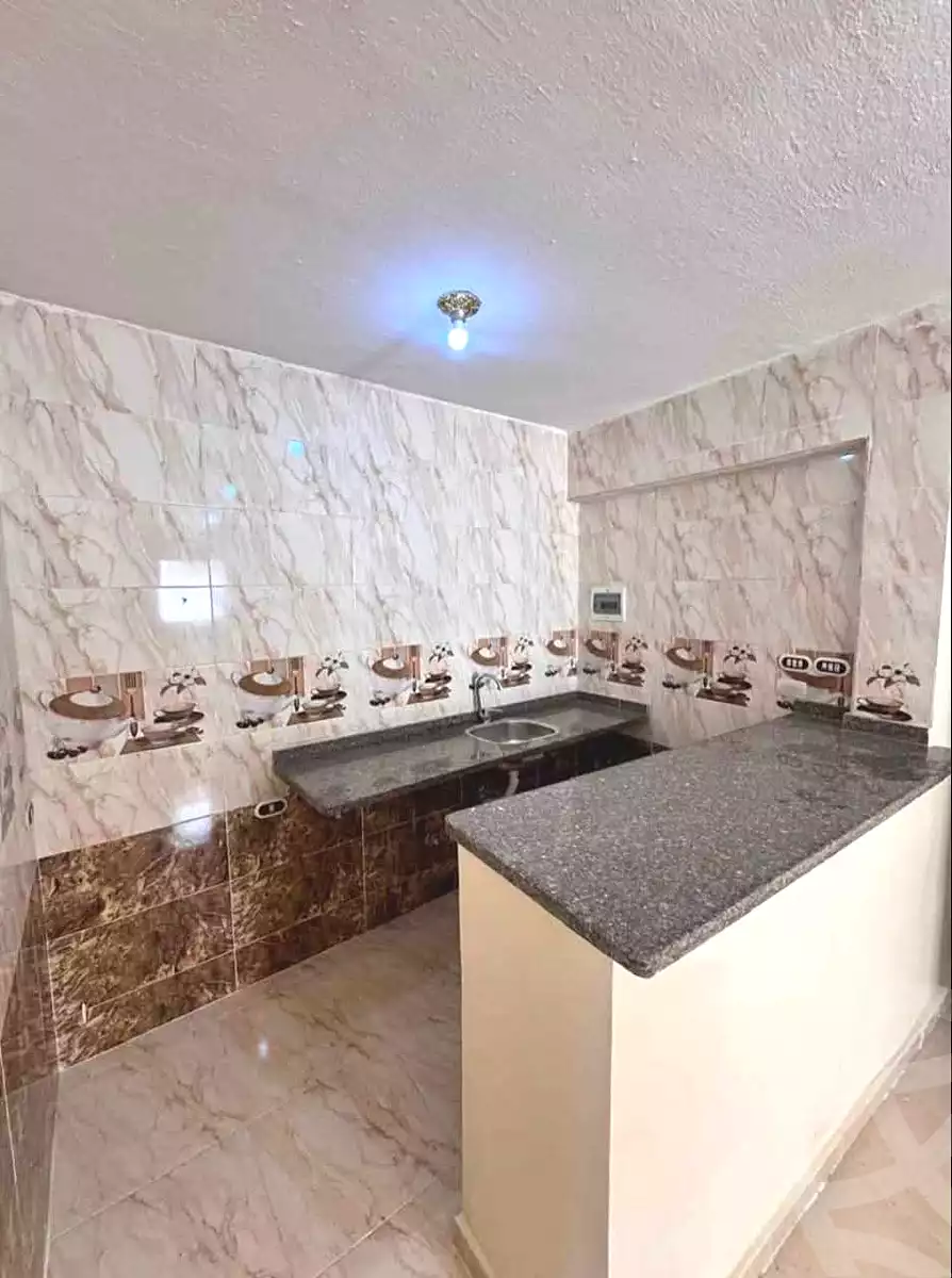 https://aqarmap.com.eg/ar/listing/7257905-for-sale-alexandria-el-asafra-shr-45