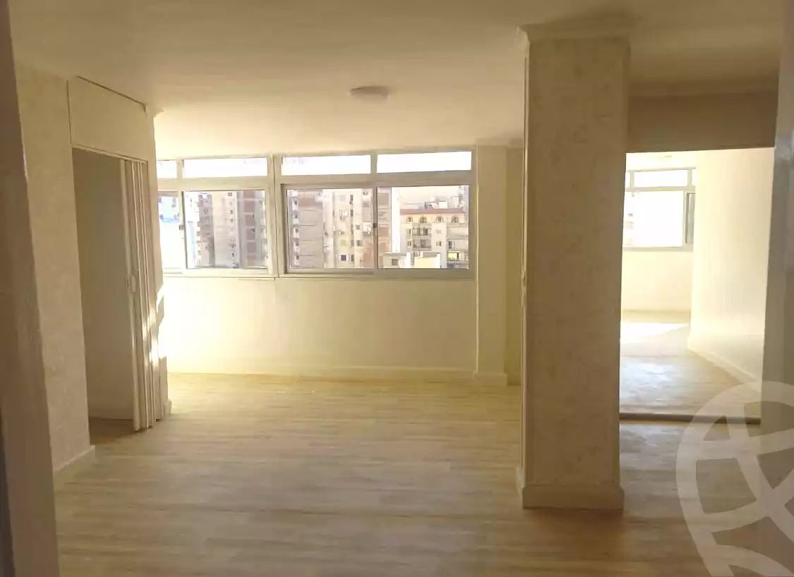 https://aqarmap.com.eg/en/listing/7257962-for-sale-alexandria-el-mandara-khaled-ibn-al-walid-st