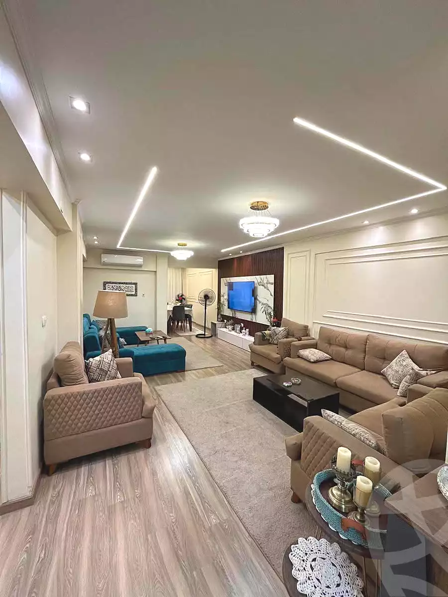 https://aqarmap.com.eg/en/listing/7258128-for-sale-alexandria-roshdy-roushdy-basha-st