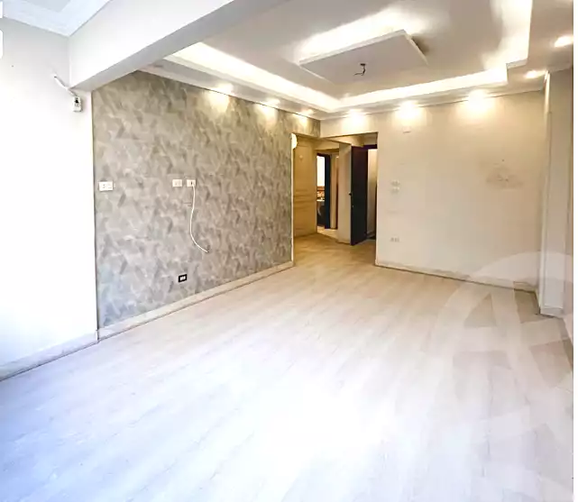 https://aqarmap.com.eg/ar/listing/7258296-for-sale-alexandria-el-asafra-l-sfr-bhry-atlas-st