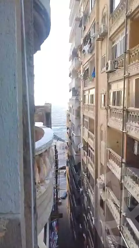 https://aqarmap.com.eg/en/listing/7258315-for-rent-alexandria-cleopatra