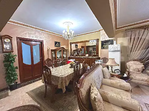 https://aqarmap.com.eg/ar/listing/7258362-for-sale-cairo-new-cairo-el-ahyaa-first-neighborhood-street-3