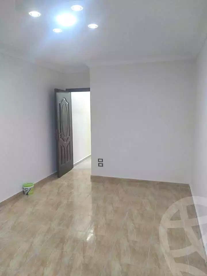 https://aqarmap.com.eg/ar/listing/7258860-for-sale-alexandria-sydy-bshr-sydy-bshr-bhry-mahmoud-sedki-st