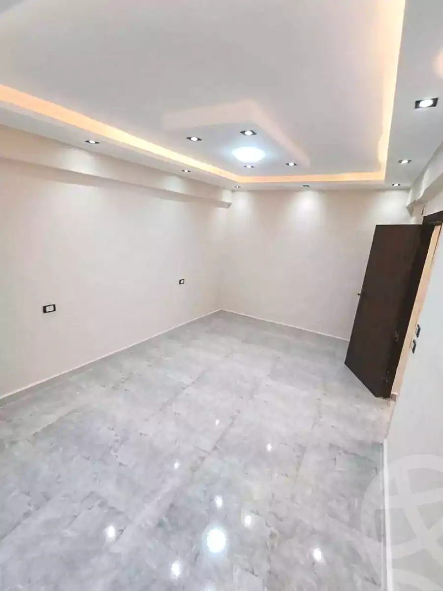 https://aqarmap.com.eg/ar/listing/7258986-for-sale-alexandria-al-agamy-lbytsh-shahr-al-assal-st