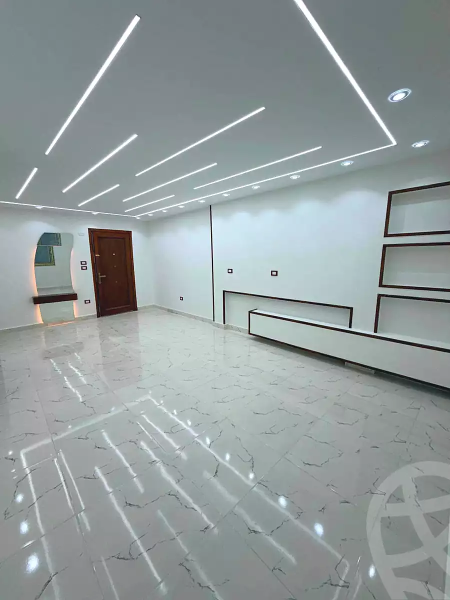 https://aqarmap.com.eg/ar/listing/7259001-for-sale-alexandria-lsywf-el-falki
