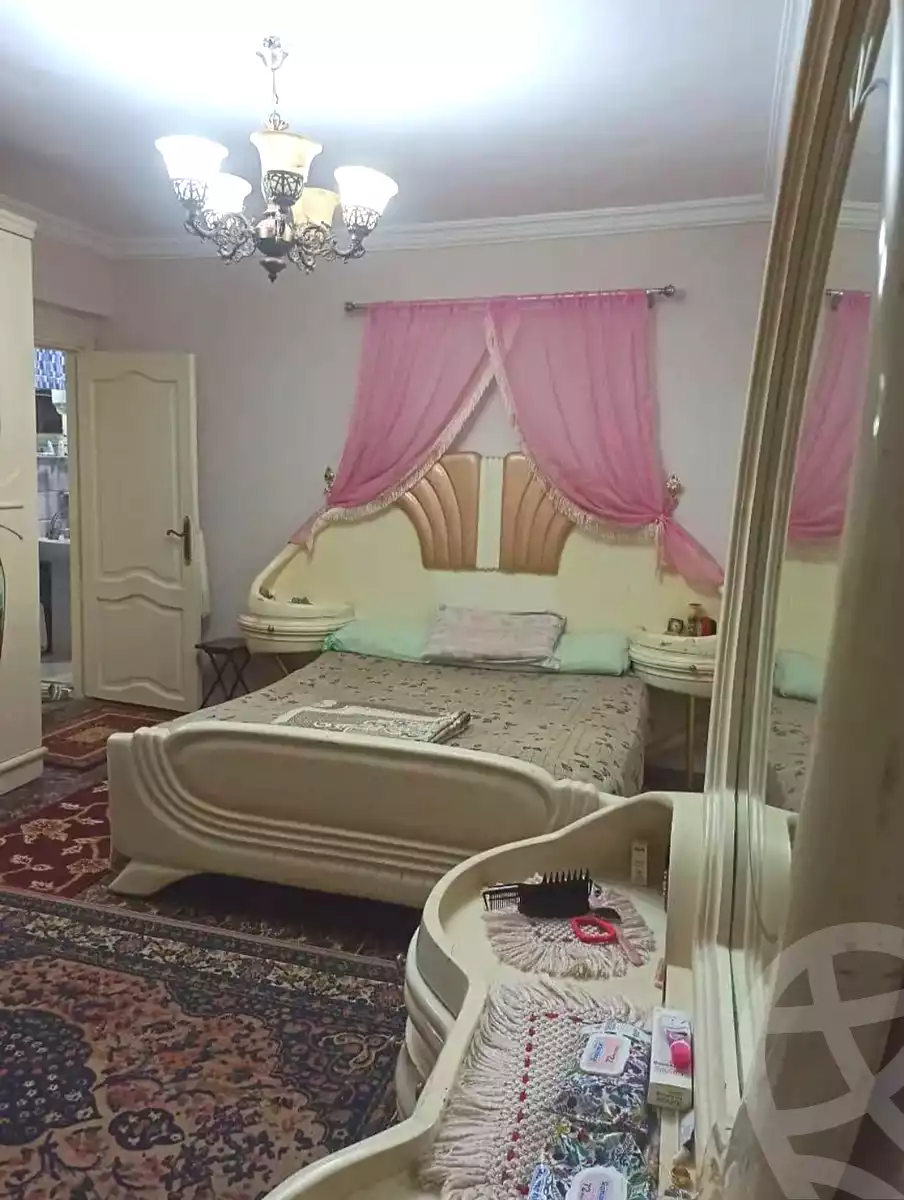 https://aqarmap.com.eg/en/listing/7259044-for-sale-alexandria-al-agamy-el-hanouvel-kasr-al-quiri-st-1