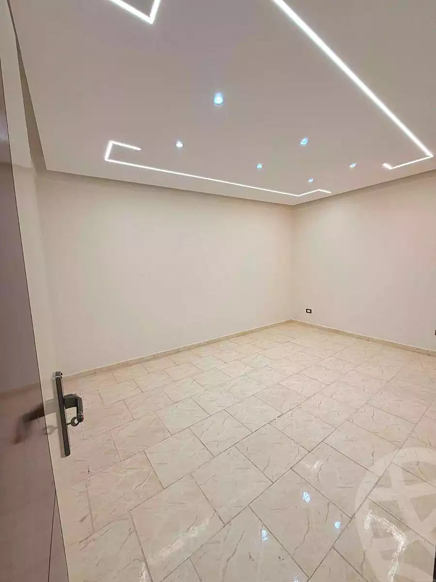 https://aqarmap.com.eg/en/listing/7259051-for-sale-alexandria-lsywf-el-falki