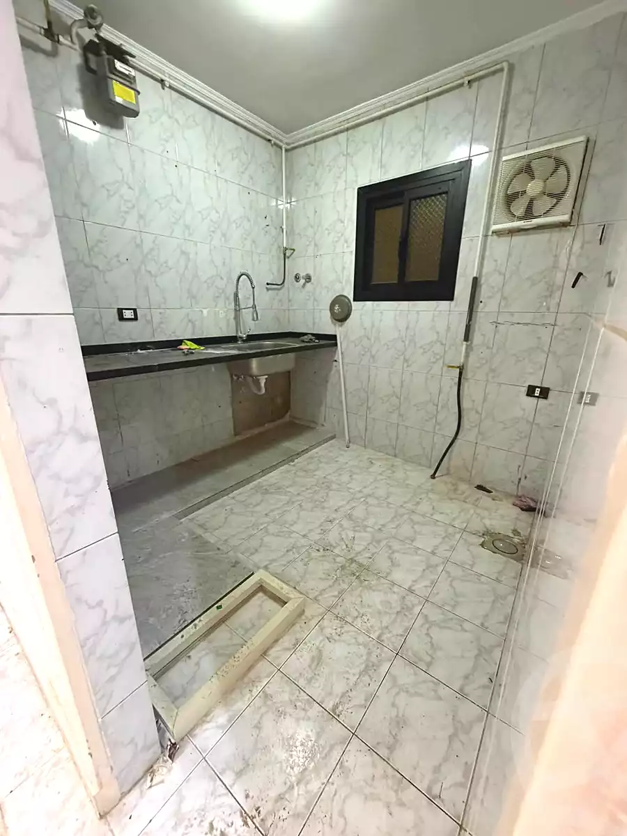 https://aqarmap.com.eg/en/listing/7259172-for-sale-alexandria-al-agamy-lbytsh