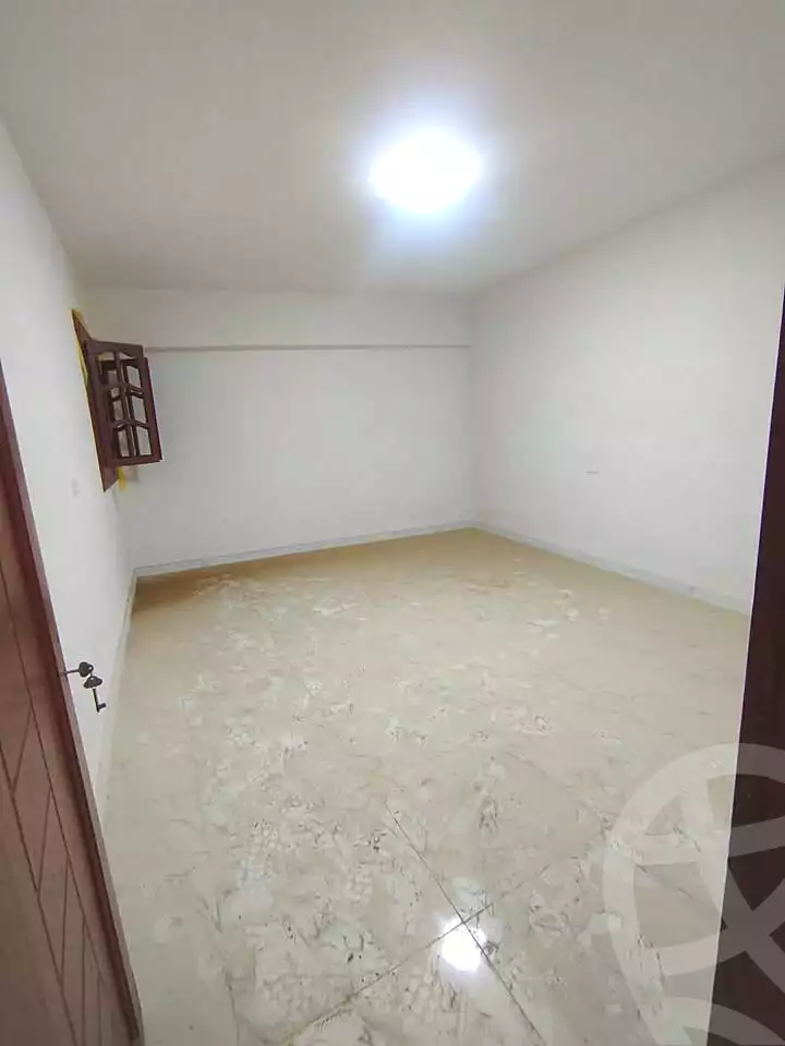 https://aqarmap.com.eg/ar/listing/7259451-for-sale-alexandria-al-agamy-lbytsh