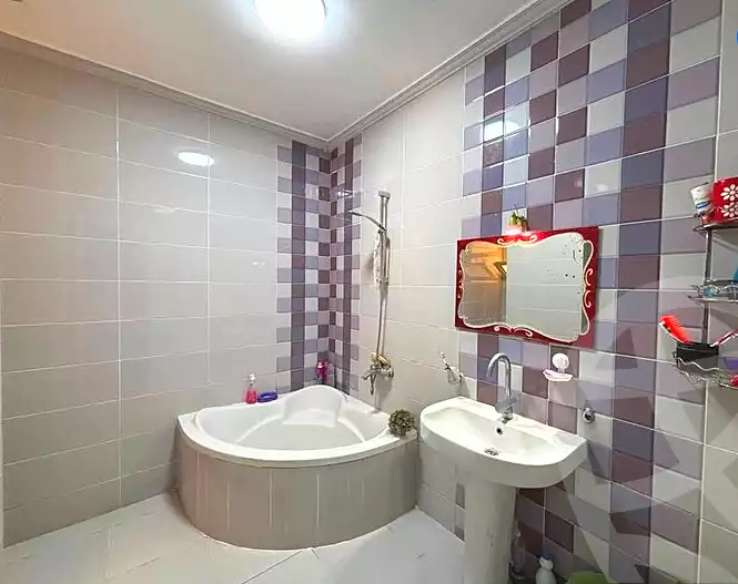 https://aqarmap.com.eg/en/listing/7259661-for-sale-alexandria-lauran