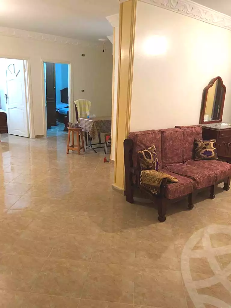 https://aqarmap.com.eg/ar/listing/7259791-for-sale-alexandria-al-agamy-bw-ywsf-hosni-mubarak-st