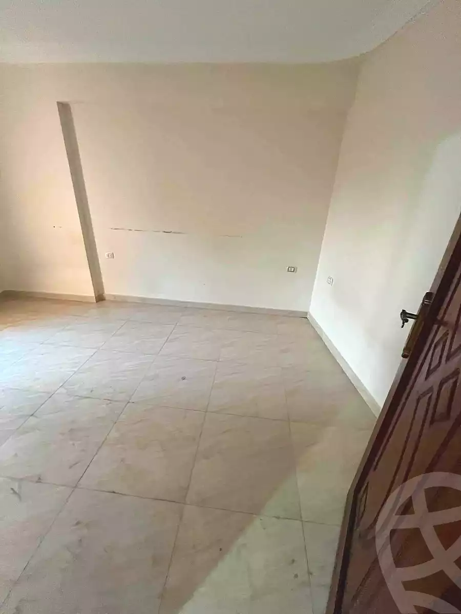 https://aqarmap.com.eg/ar/listing/7260263-for-rent-cairo-ain-shams-mnshy-lthryr
