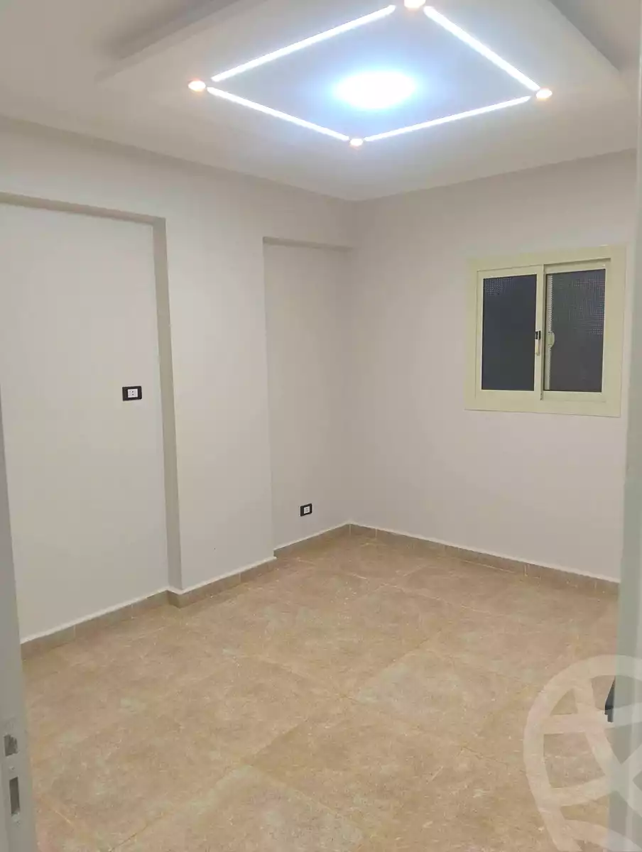 https://aqarmap.com.eg/en/listing/7260413-for-sale-alexandria-al-agamy-el-hanouvel-radwan-st