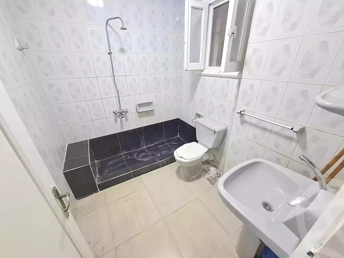 https://aqarmap.com.eg/ar/listing/7260631-for-rent-alexandria-sydy-bshr-sydy-bshr-bhry-shr-mhmd-njyb