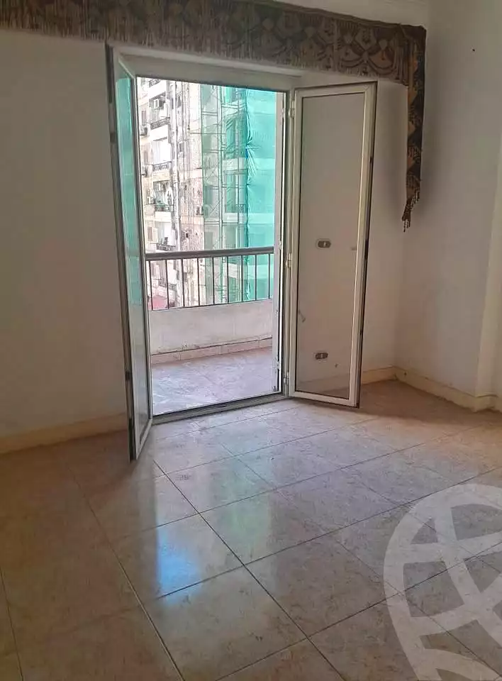 https://aqarmap.com.eg/ar/listing/7260688-for-sale-alexandria-el-mandara-shr-jml-bd-lnsr