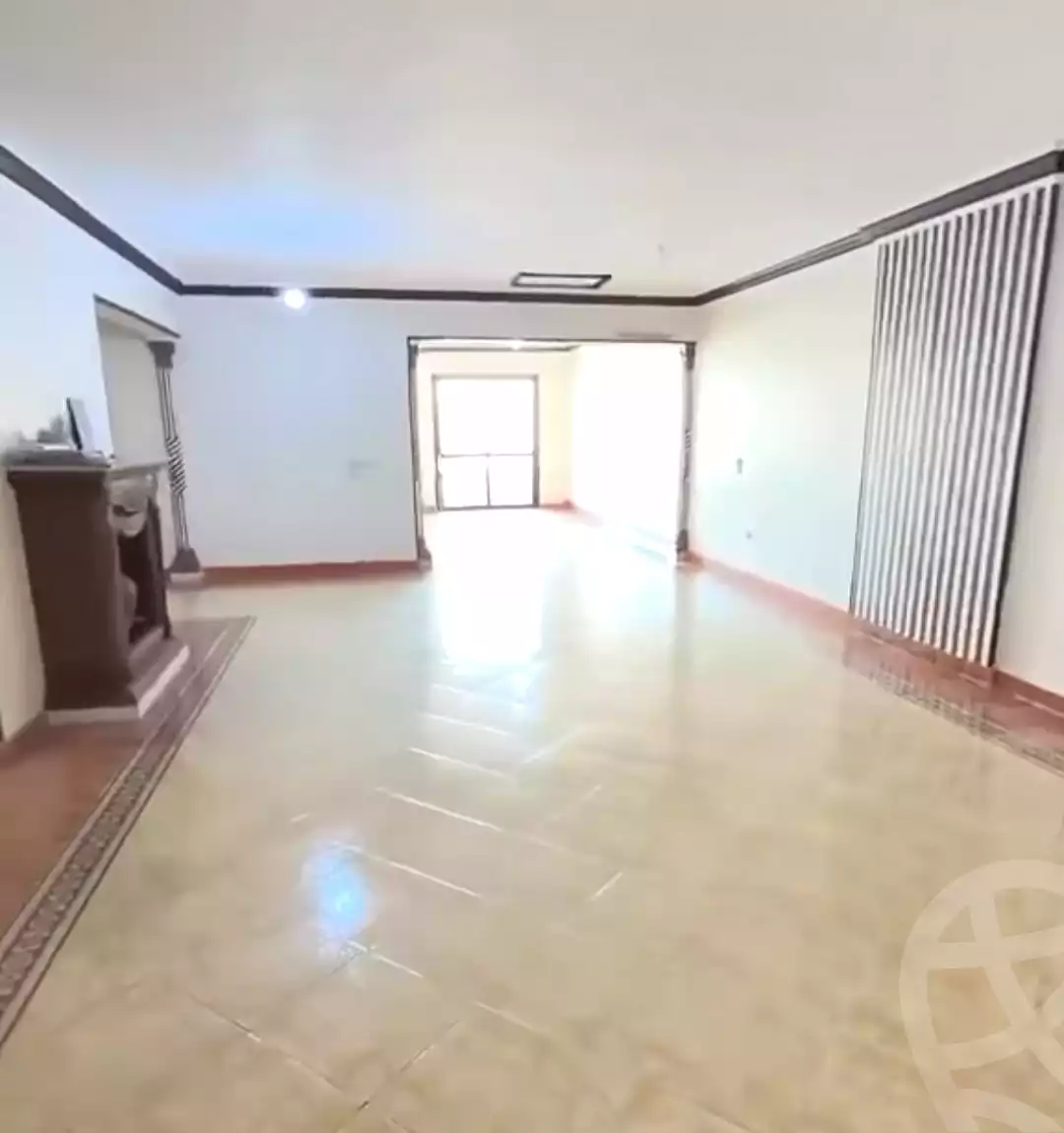 https://aqarmap.com.eg/en/listing/7260731-for-sale-cairo-ain-shams-jsr-lswys