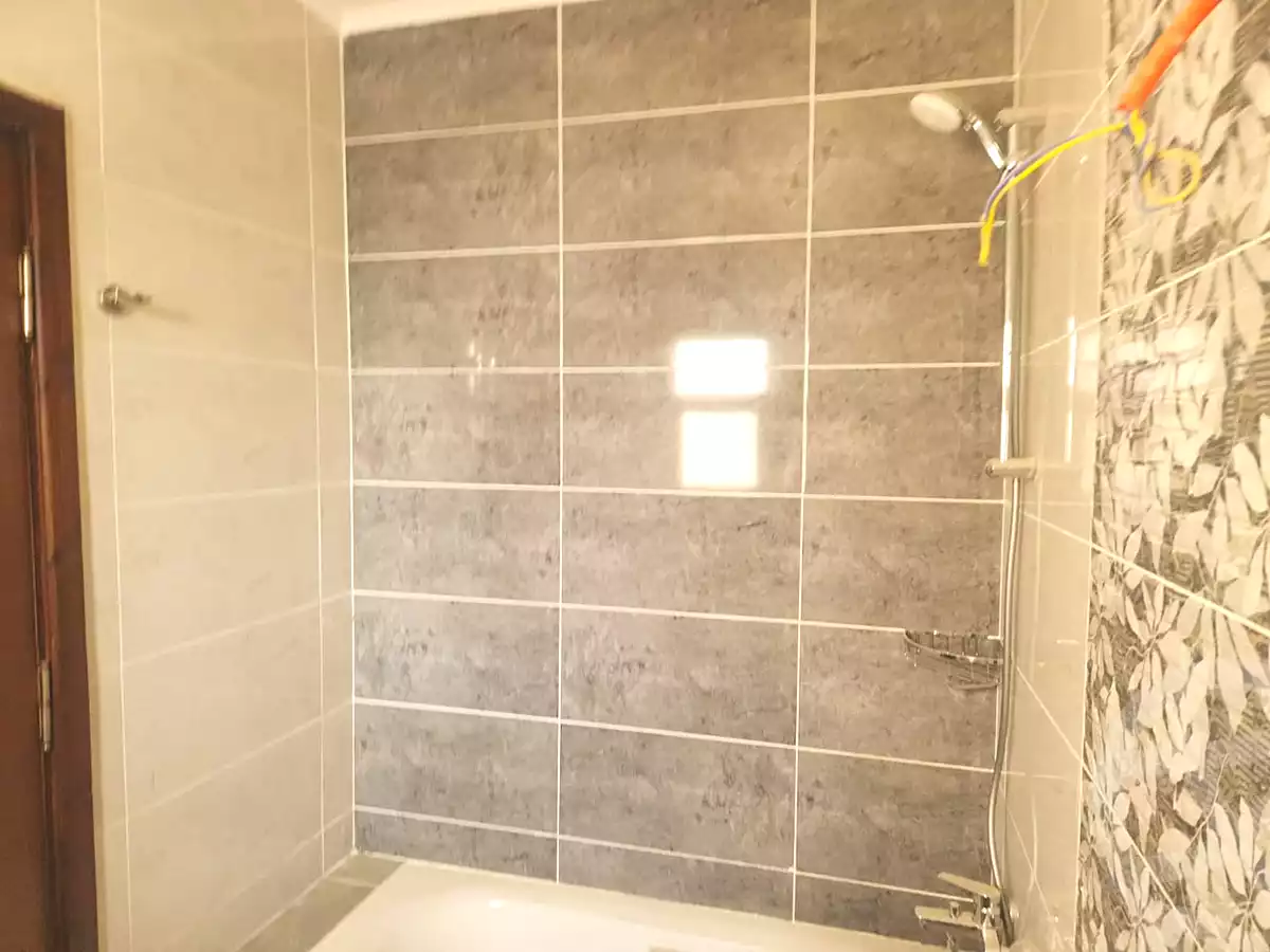 https://aqarmap.com.eg/ar/listing/7260836-for-sale-cairo-new-cairo-compounds-brwmynd-ryzydns-wdy-djl-llttwyr