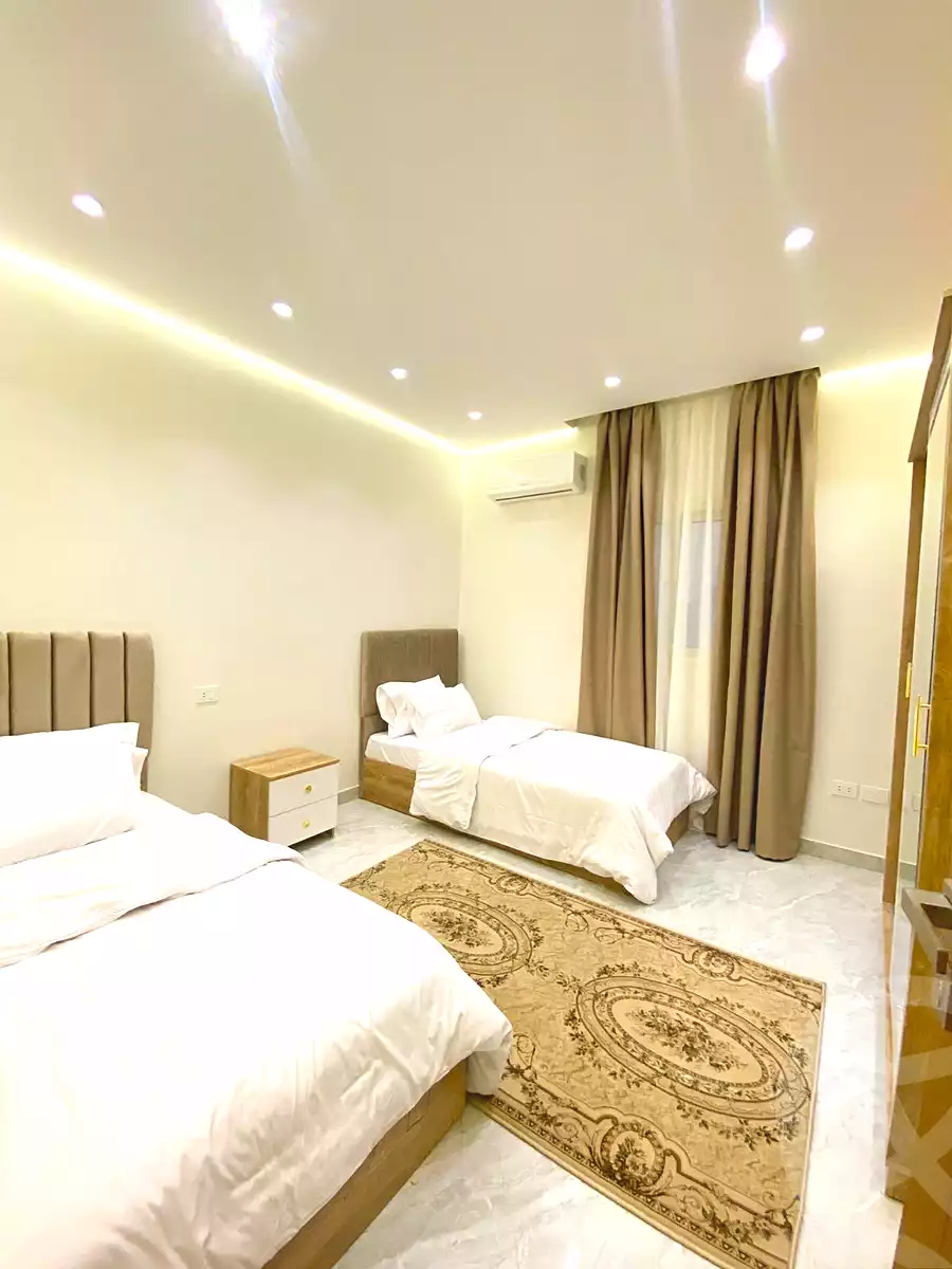 https://aqarmap.com.eg/ar/listing/7261041-for-rent-cairo-new-cairo-compounds-el-mostashareen-compound