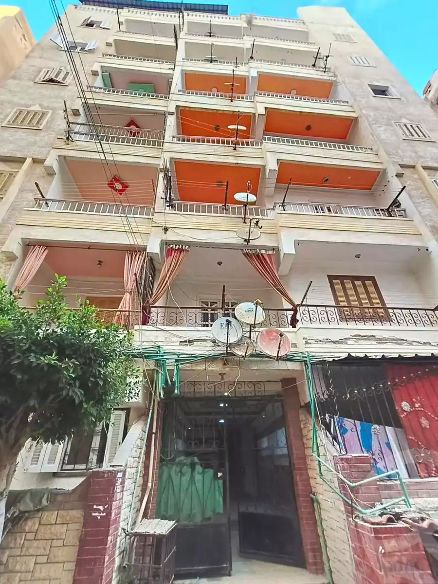 https://aqarmap.com.eg/ar/listing/7261088-for-sale-alexandria-al-agamy-shataa-el-nakheel