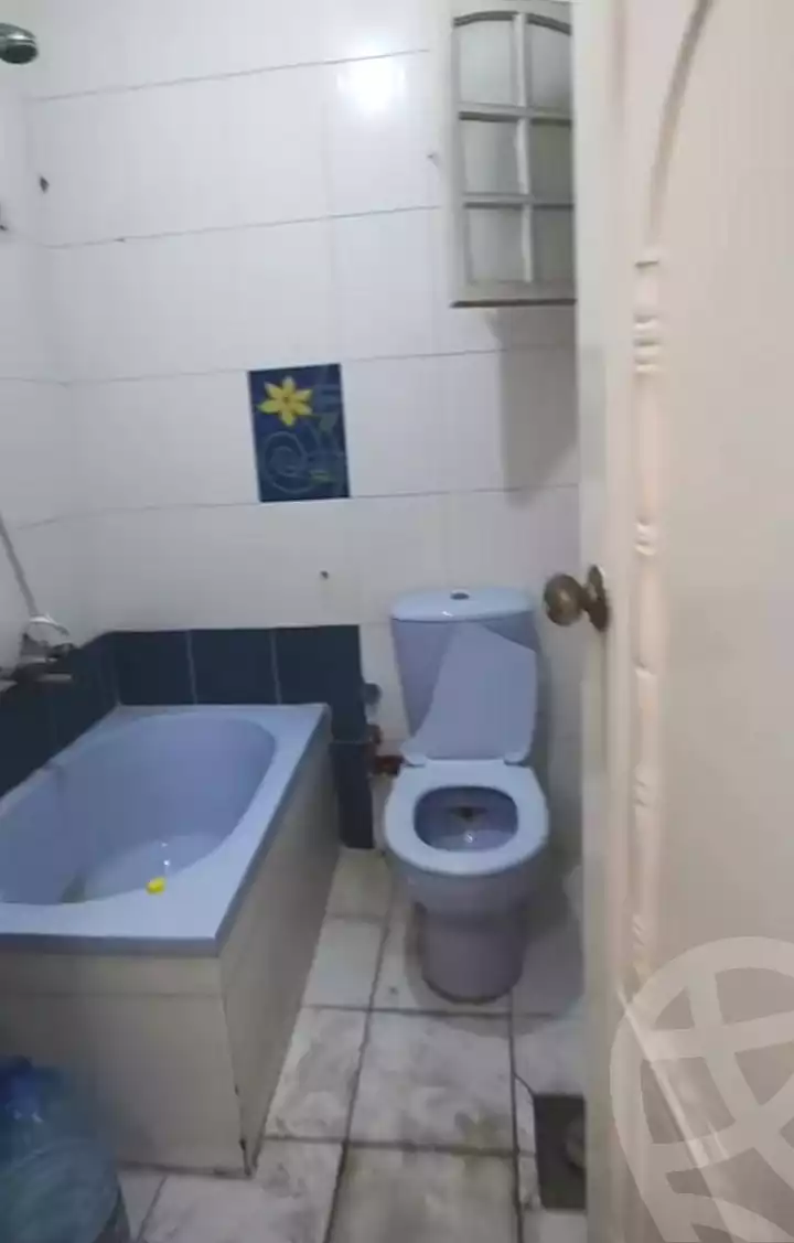 https://aqarmap.com.eg/en/listing/7261327-for-sale-alexandria-al-agamy-el-hanouvel-al-haded-we-al-soulb-st