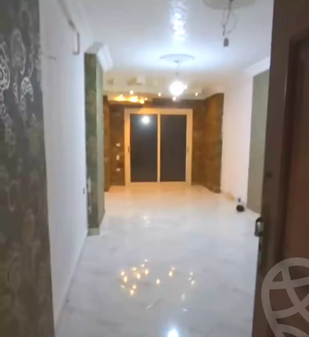 https://aqarmap.com.eg/ar/listing/7261673-for-sale-cairo-nozha-2-el-khamseen-st