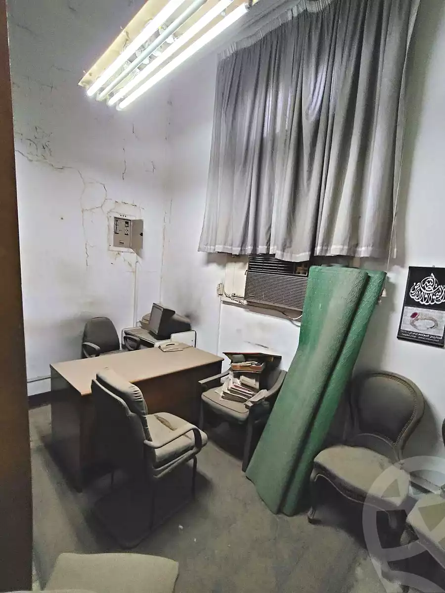 https://aqarmap.com.eg/ar/listing/7261722-for-rent-cairo-downtown-el-azbakya-el-gomhoreya-st