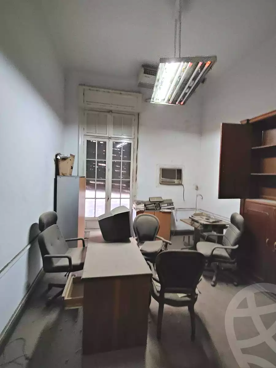 https://aqarmap.com.eg/ar/listing/7261722-for-rent-cairo-downtown-el-azbakya-el-gomhoreya-st