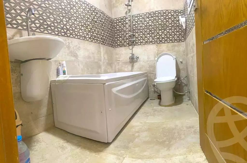 https://aqarmap.com.eg/en/listing/7261807-for-sale-cairo-hadayek-el-ahram-mntq-n
